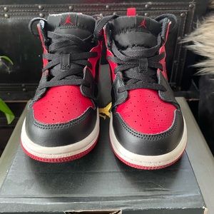 Jordan 1 Mid Banned TD Shoes